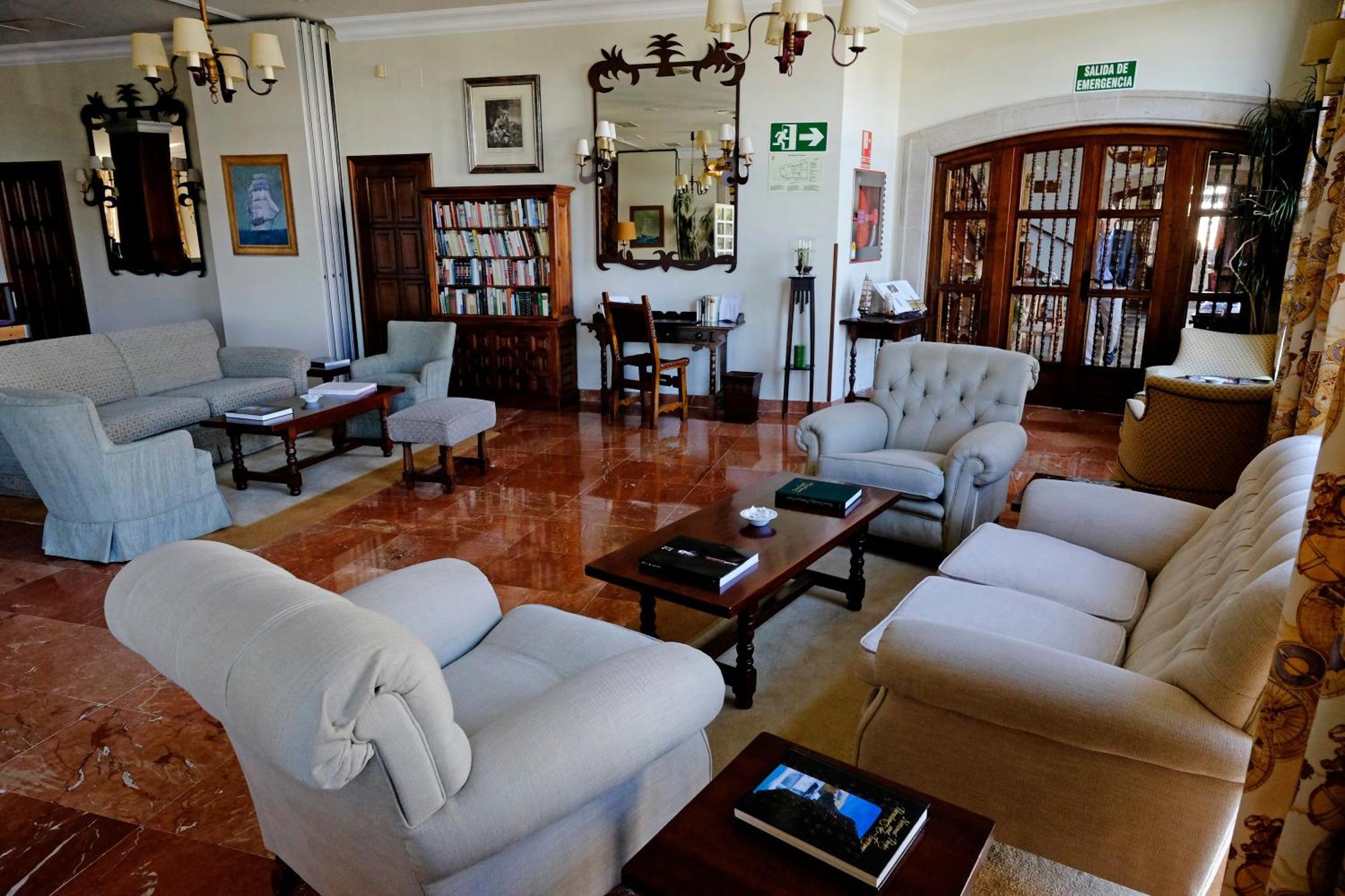 Parador De Ferrol Luaran gambar