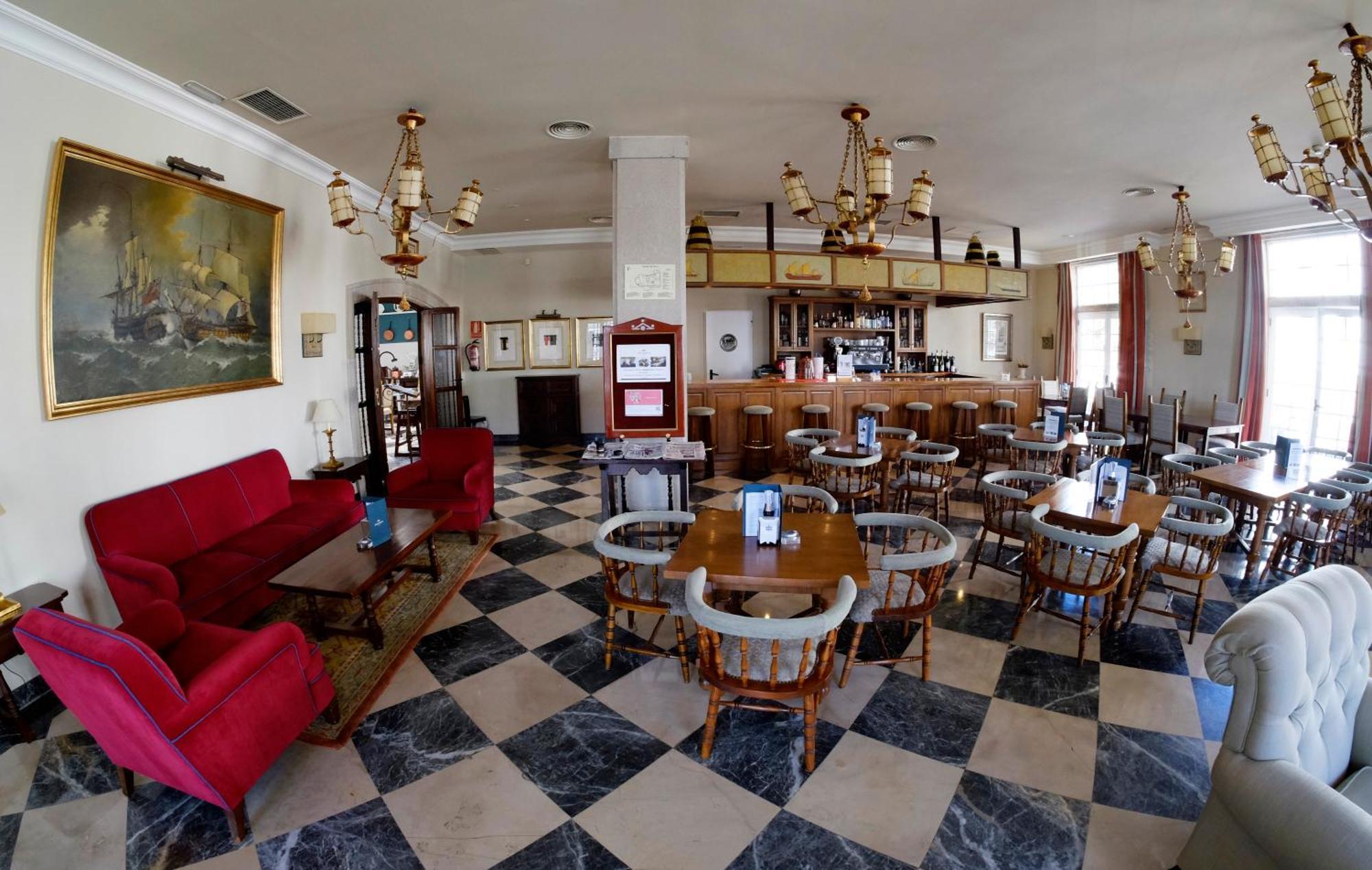 Parador De Ferrol Luaran gambar